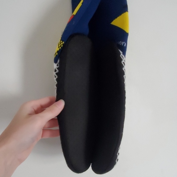 Pokemon Slippers - Picture 3 of 3